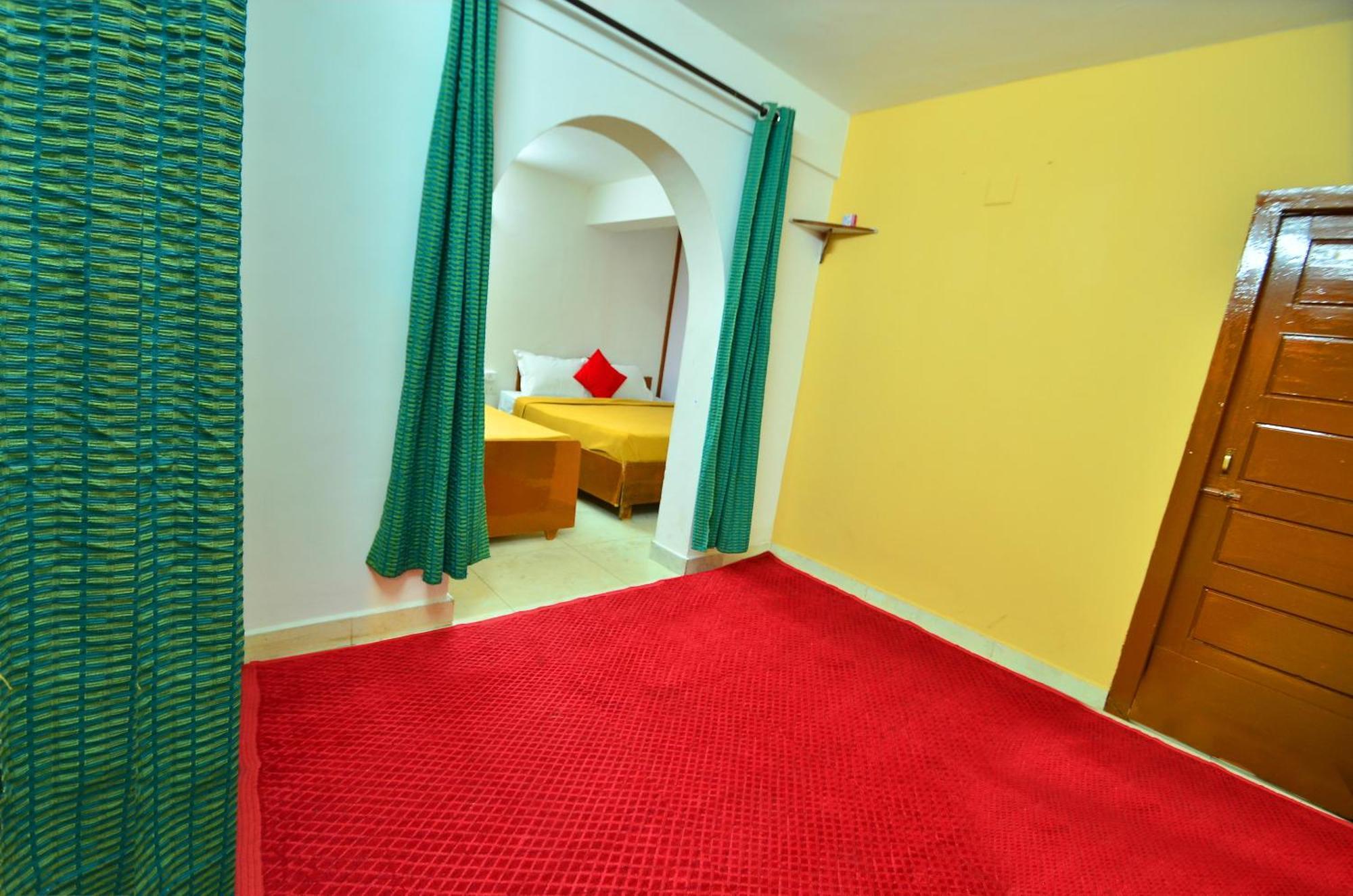 Estay Sk Residency Ooty Esterno foto