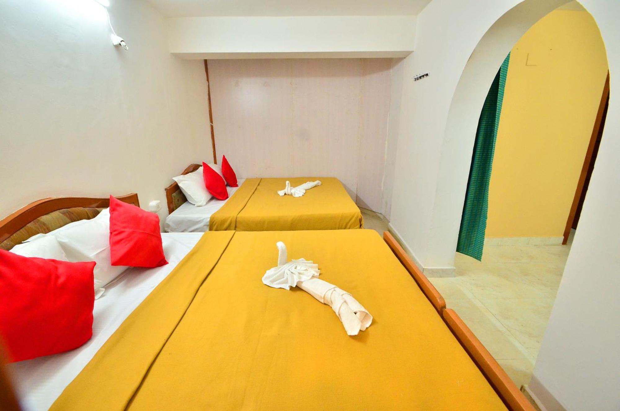 Estay Sk Residency Ooty Esterno foto