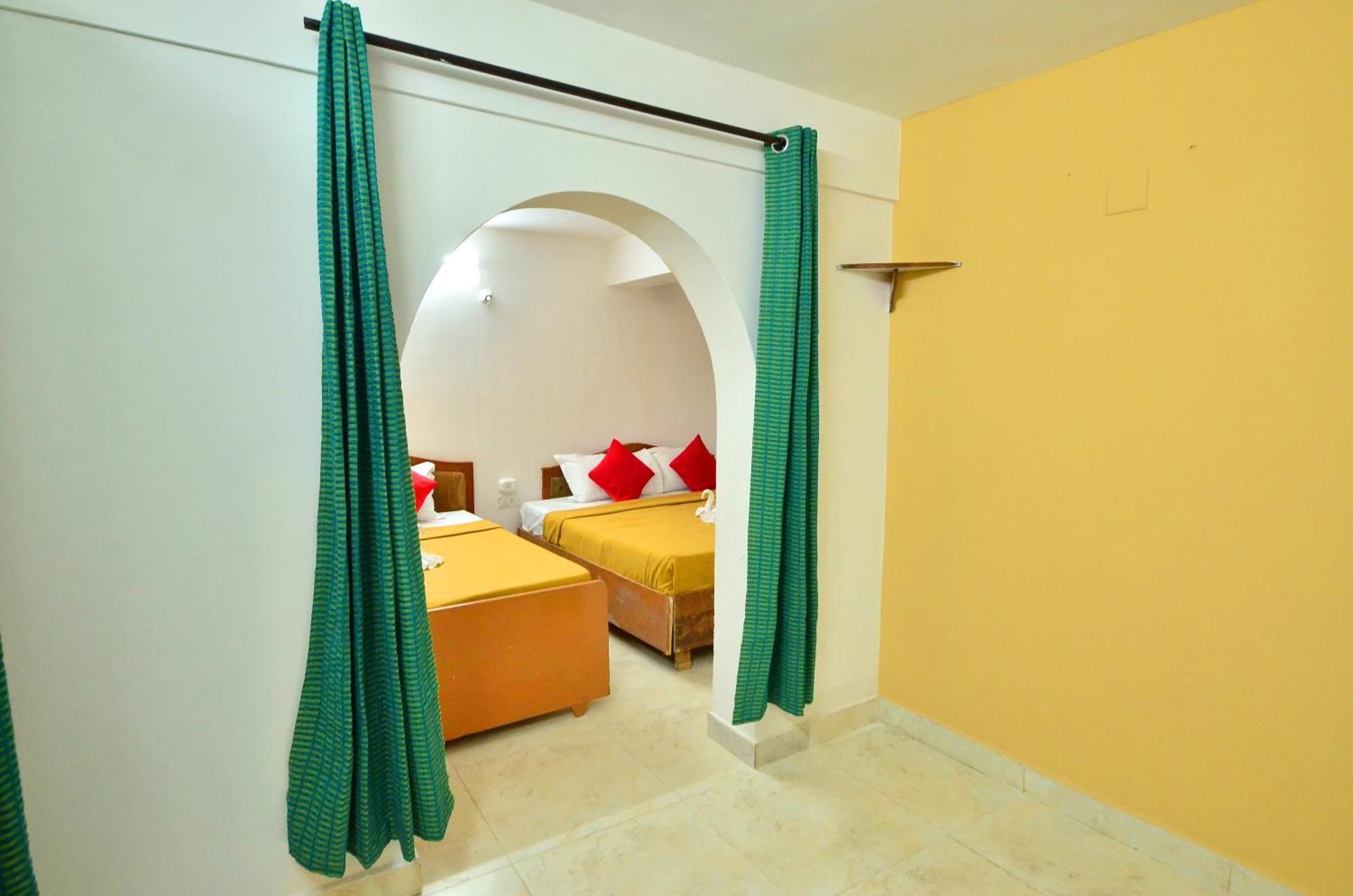 Estay Sk Residency Ooty Esterno foto