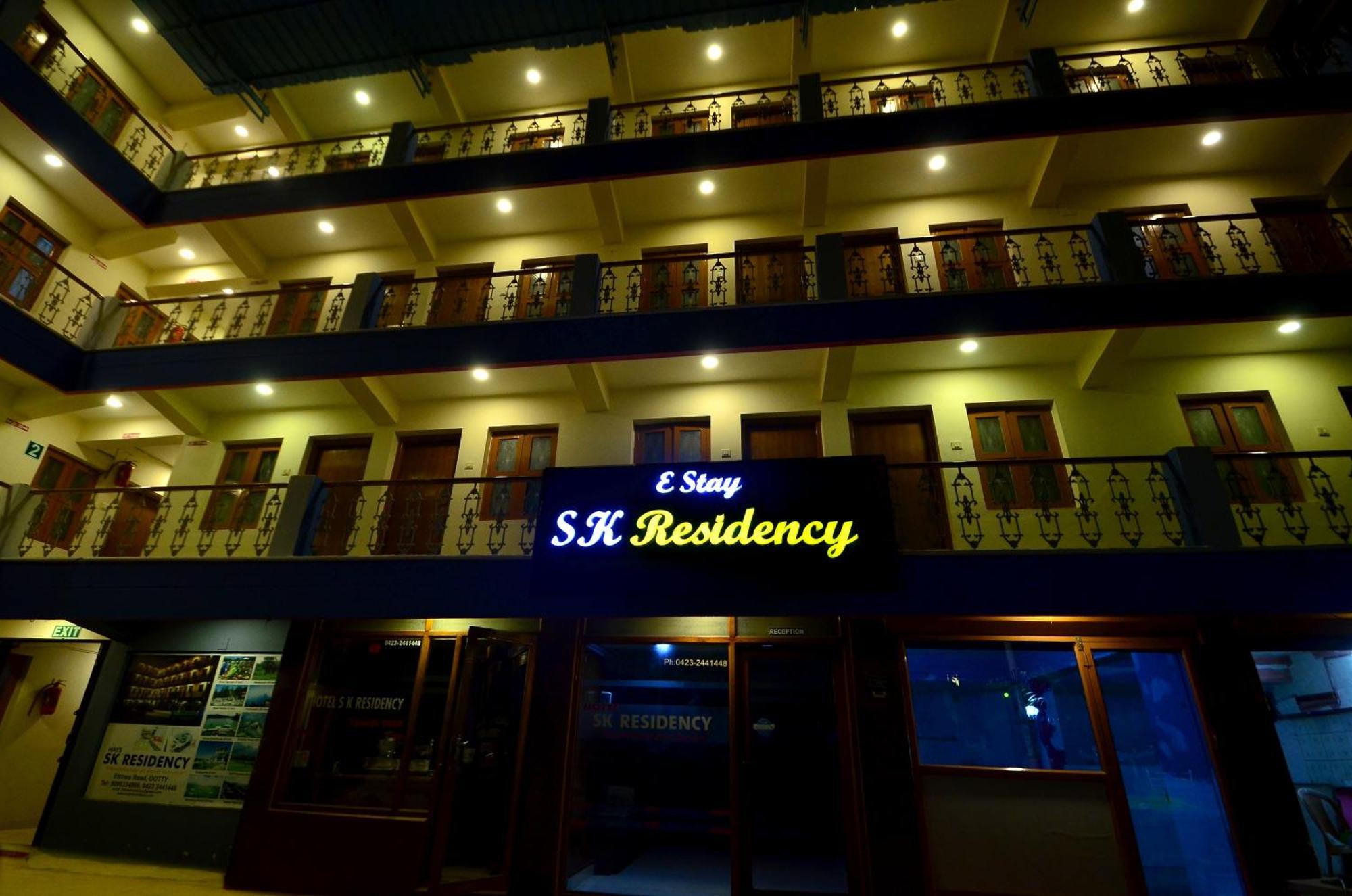 Estay Sk Residency Ooty Esterno foto