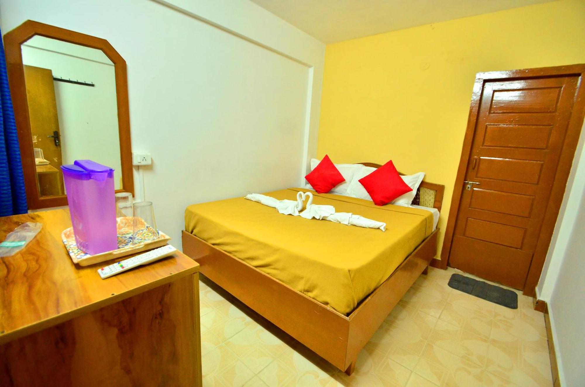 Estay Sk Residency Ooty Esterno foto